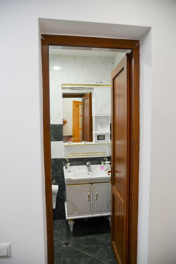 Anastasia Apartment คูทายสิ ภายนอก รูปภาพ