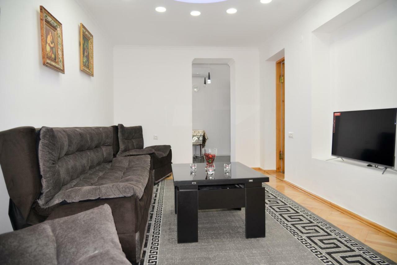 Anastasia Apartment คูทายสิ ภายนอก รูปภาพ